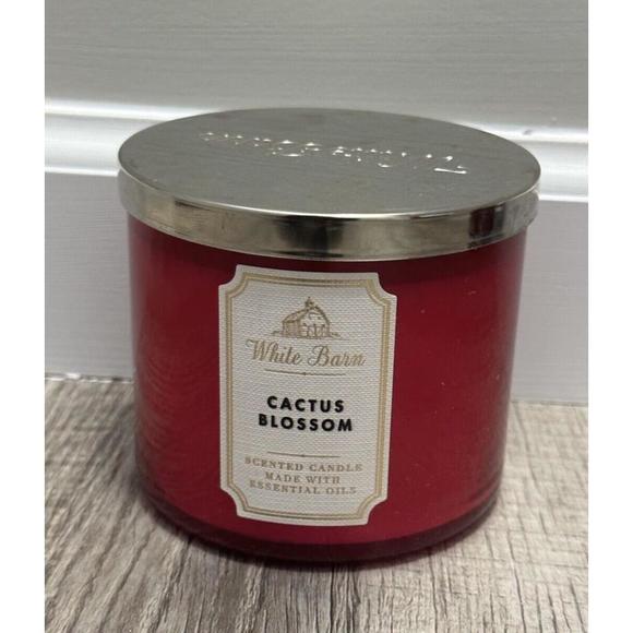 BATH & BODY WORKS/WHITE BARN THREE WICK CANDLE: CACTUS BLOSSOM - Picture 1 of 2